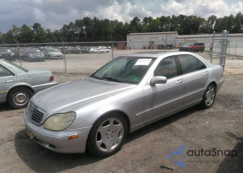 2000 Mercedes-Benz S 500 from USA, damaged, VIN WDBNG75J5YA098491